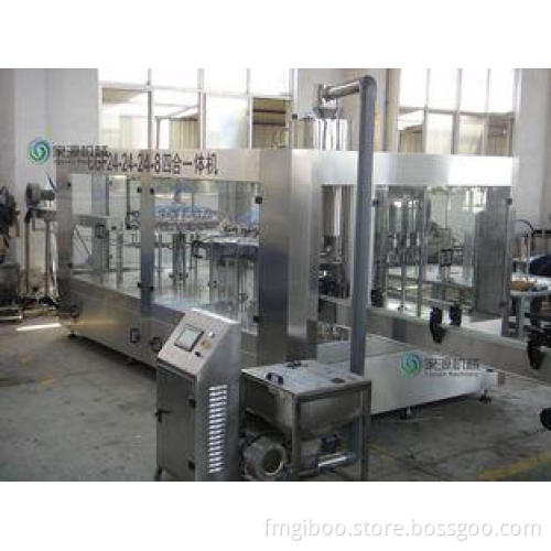 PLC 24 Heads Carbonated Drink Filling Machine 8000BPH For S